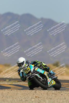 media/Mar-22-2025-CVMA (Sat) [[462c0ffedb]]/Race 13-Amateur Supersport Middleweight/